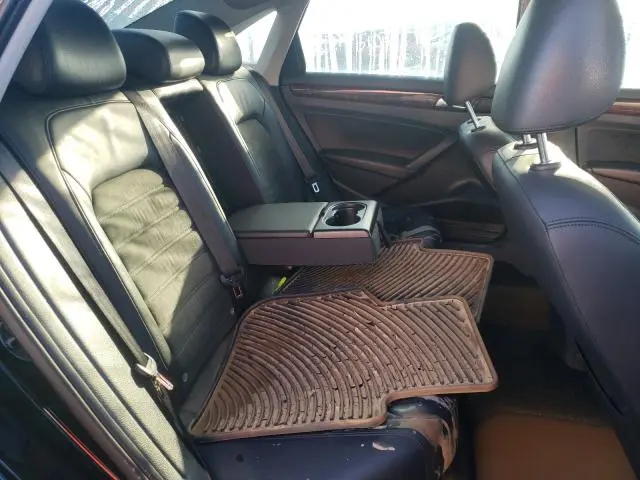 2013 VOLKSWAGEN PASSAT SEL