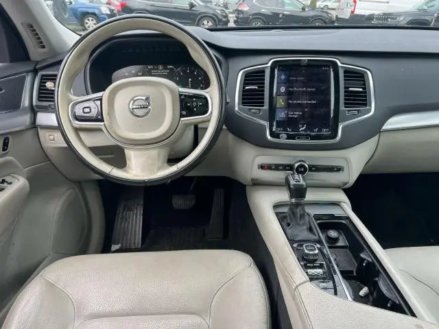 2016 VOLVO XC90 T5