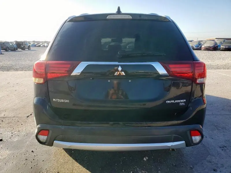 2017 MITSUBISHI OUTLANDER SE  