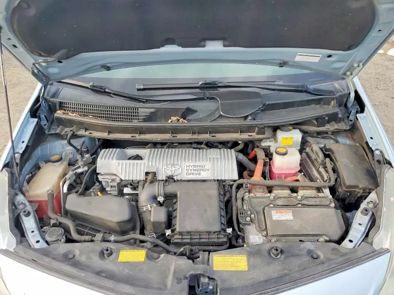 2013 TOYOTA PRIUS V THREE  