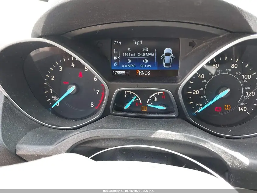 2017 FORD ESCAPE SE