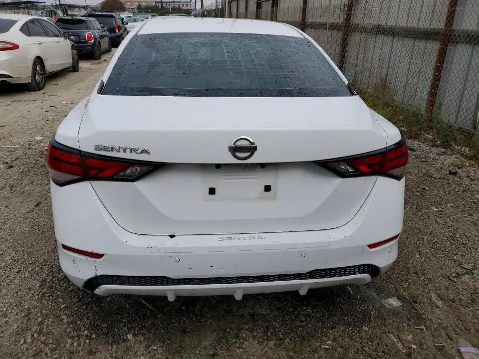 2022 NISSAN SENTRA S  