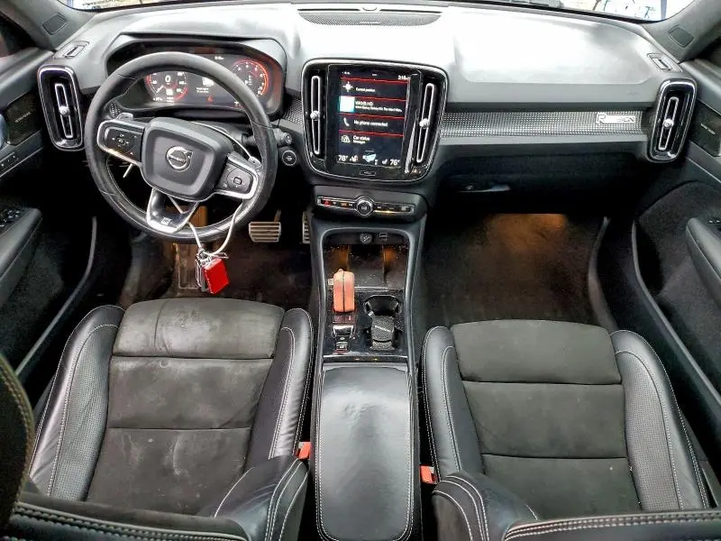 2019 VOLVO XC40 T5 R-DESIGN  