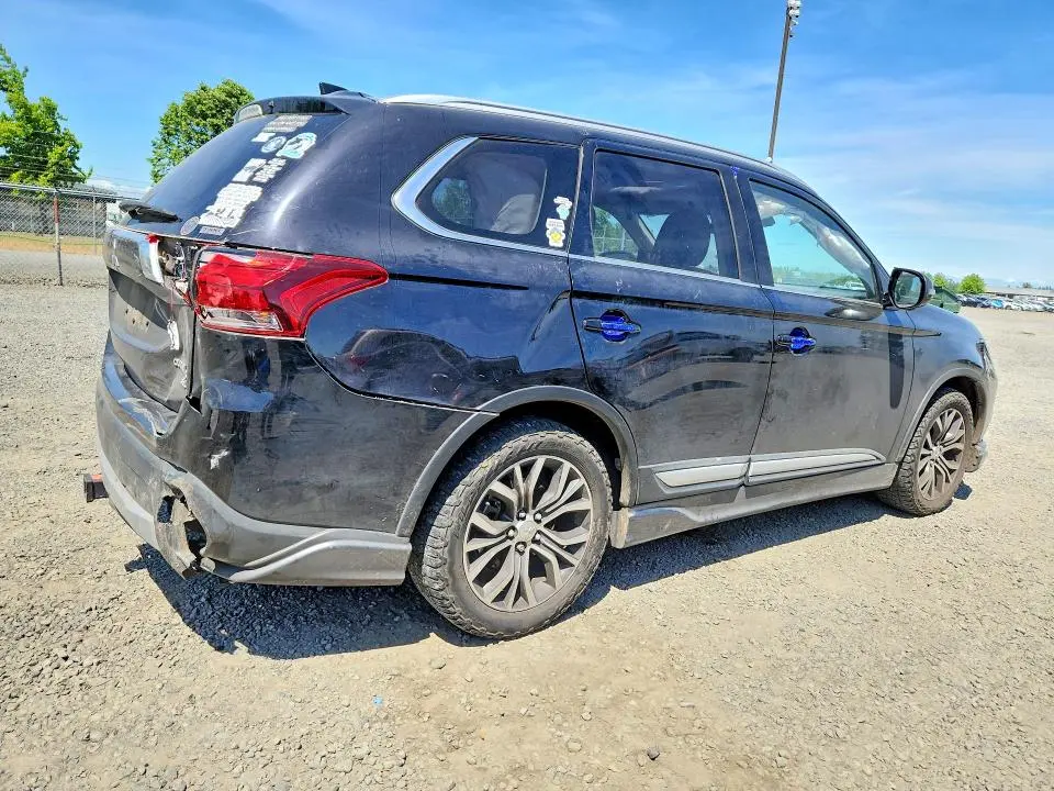 2018 MITSUBISHI OUTLANDER SE  