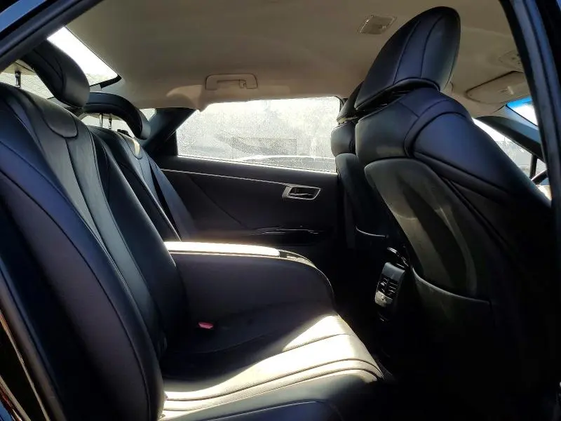 2020 TOYOTA MIRAI BASE  
