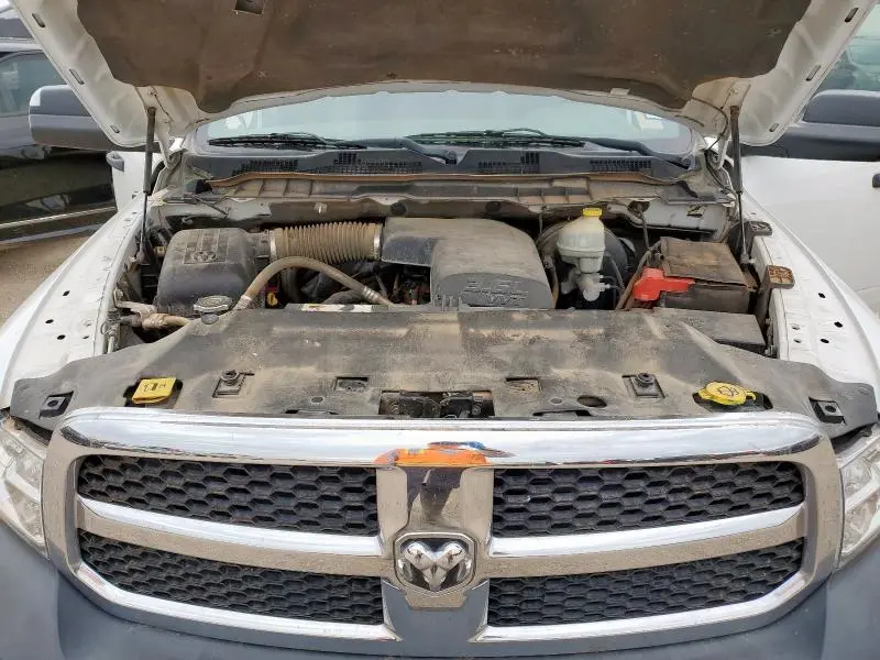 2014 RAM 1500 ST  
