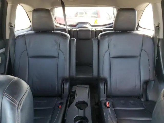 2017 TOYOTA HIGHLANDER SE  