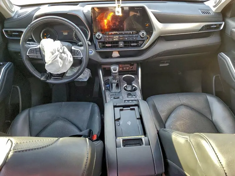 2021 TOYOTA HIGHLANDER HYBRID PLATINUM  