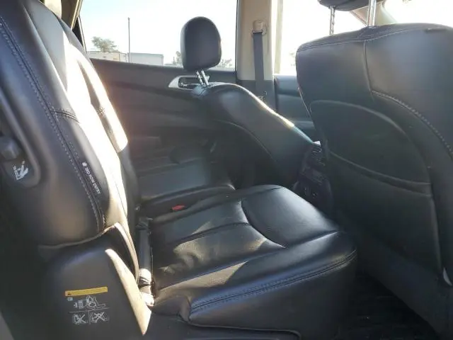 2018 NISSAN PATHFINDER S  