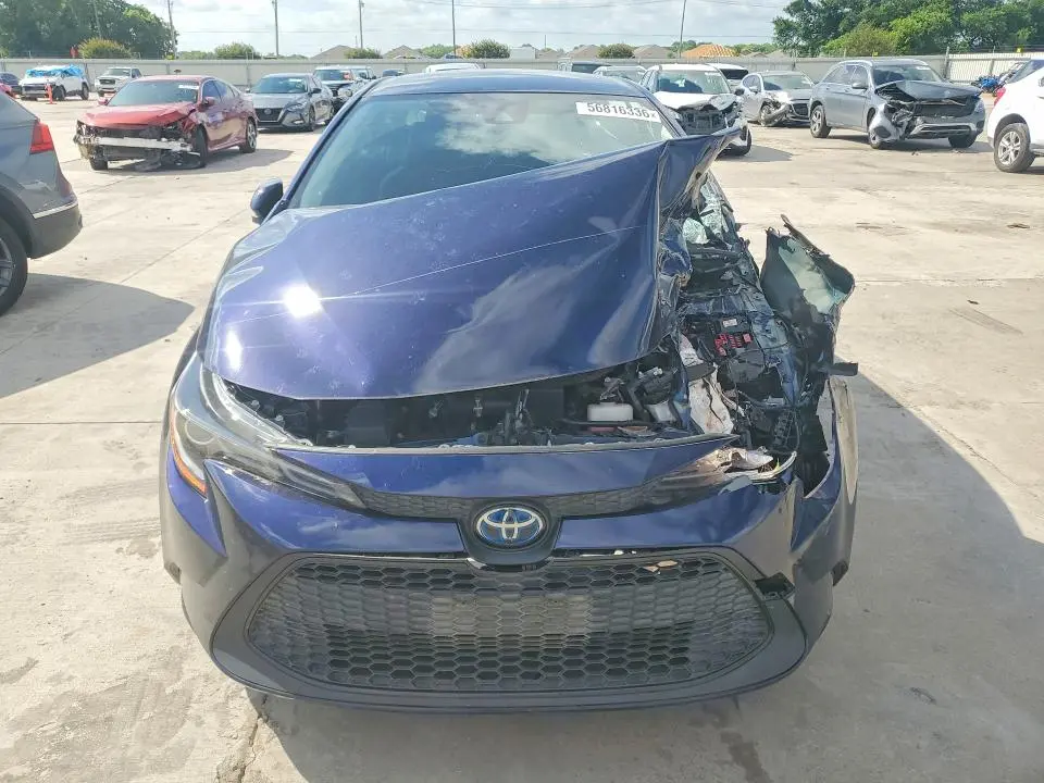 2021 TOYOTA COROLLA LE  