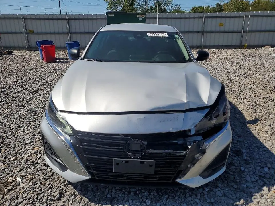 2024 NISSAN ALTIMA SV  