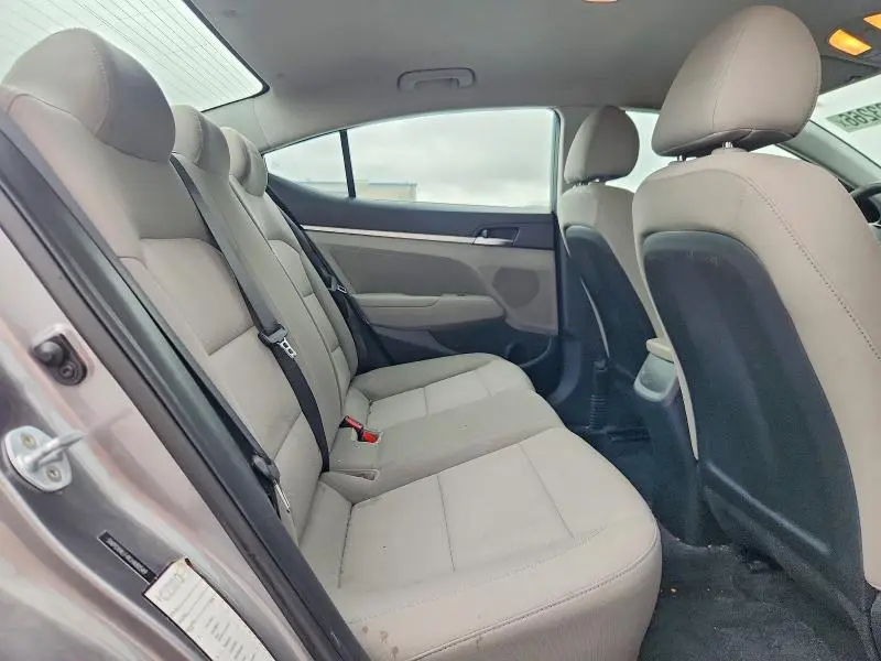2019 HYUNDAI ELANTRA SEL  