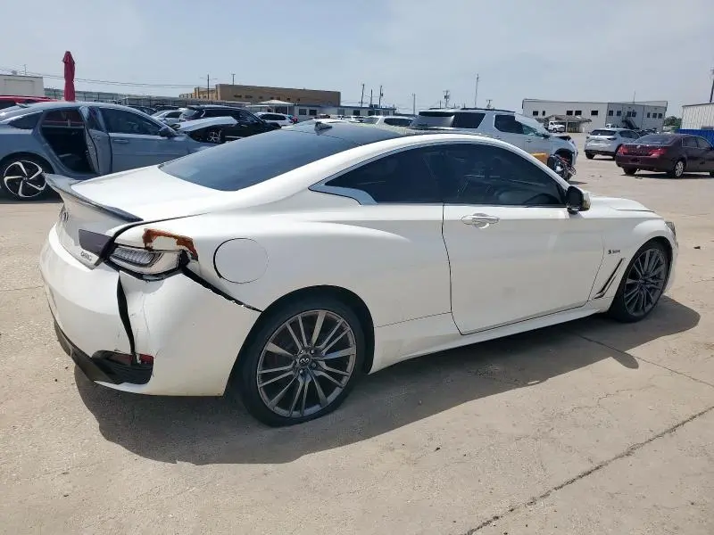 2017 INFINITI Q60 RED SPORT 400  