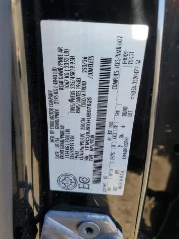 2017 FORD ESCAPE TITANIUM  