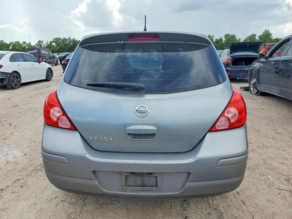 2012 NISSAN VERSA 1.8 S  