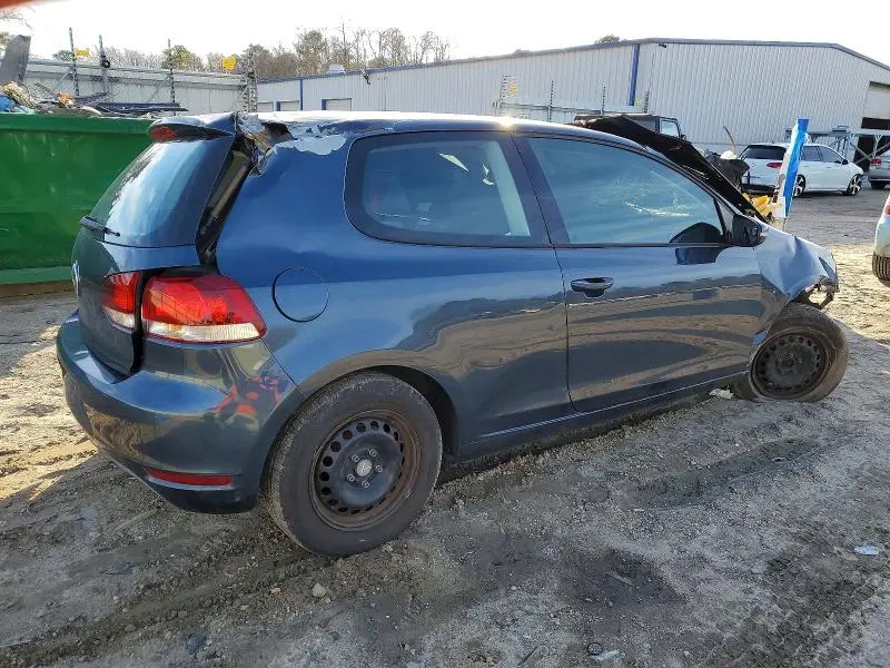 2013 VOLKSWAGEN GOLF   