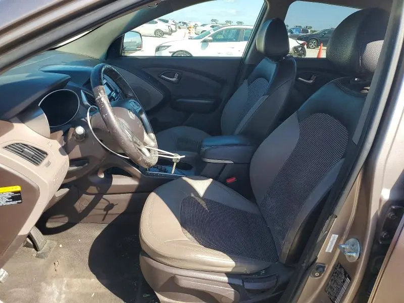 2012 HYUNDAI TUCSON GLS  