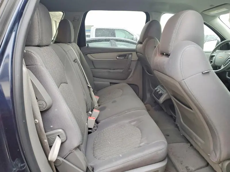 2016 CHEVROLET TRAVERSE LS  