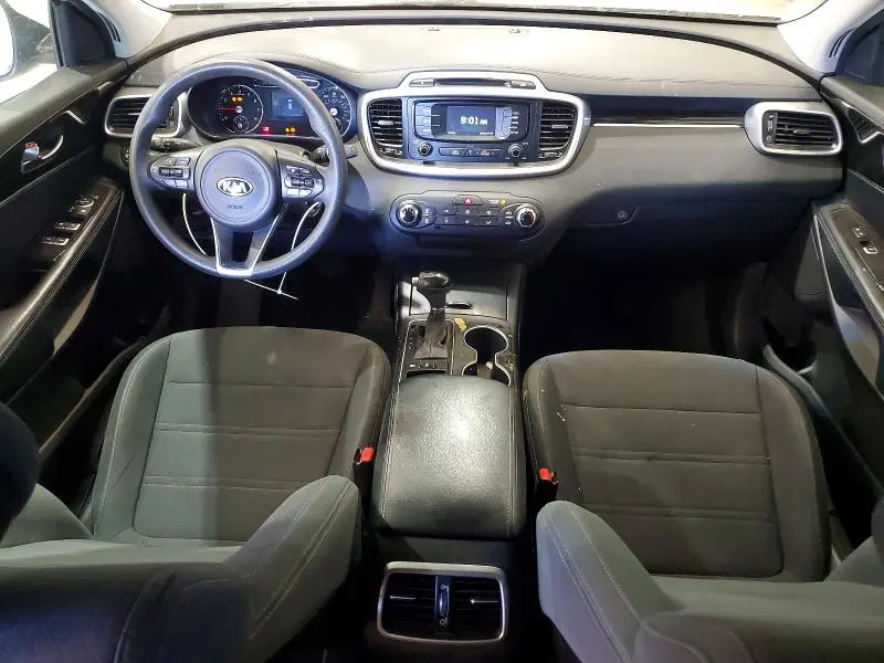 2016 KIA SORENTO LX V6  