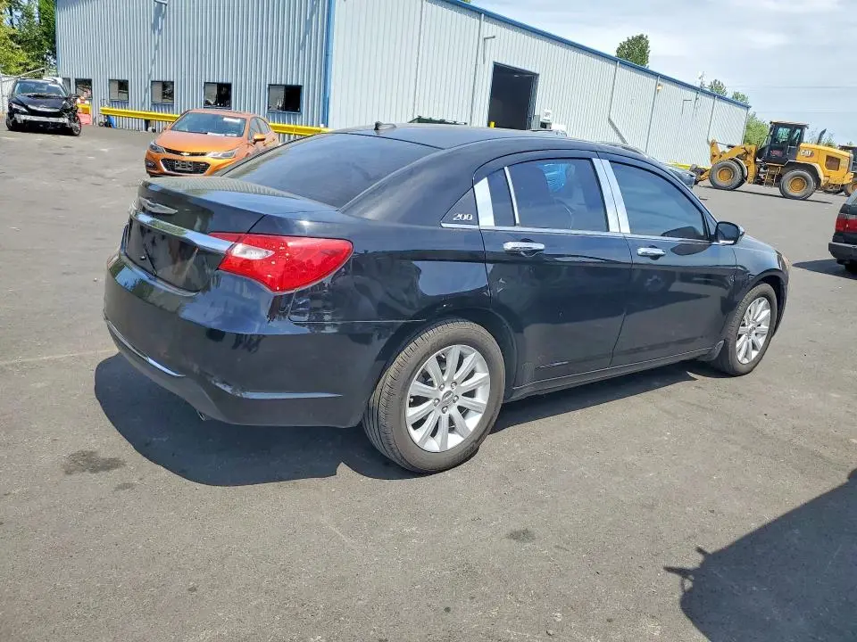 2014 CHRYSLER 200 LIMITED  