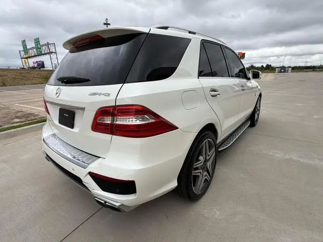 2015 MERCEDES-BENZ ML 63 AMG  