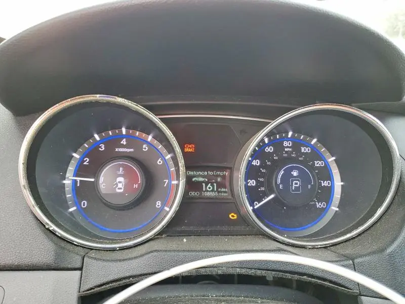 2011 HYUNDAI SONATA SE  