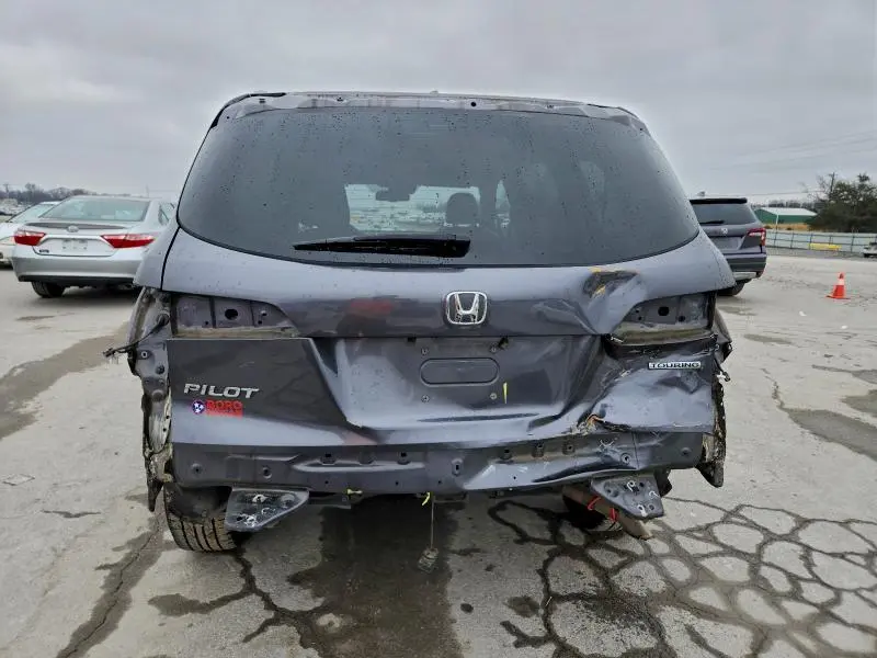 2018 HONDA PILOT TOURING  