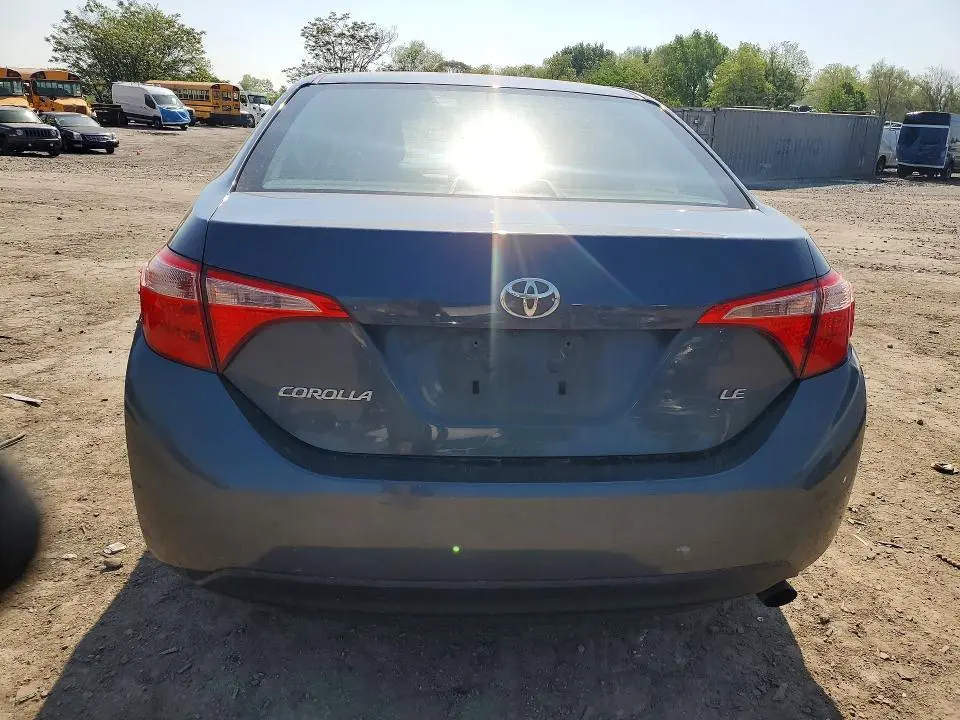 2018 TOYOTA COROLLA LE  