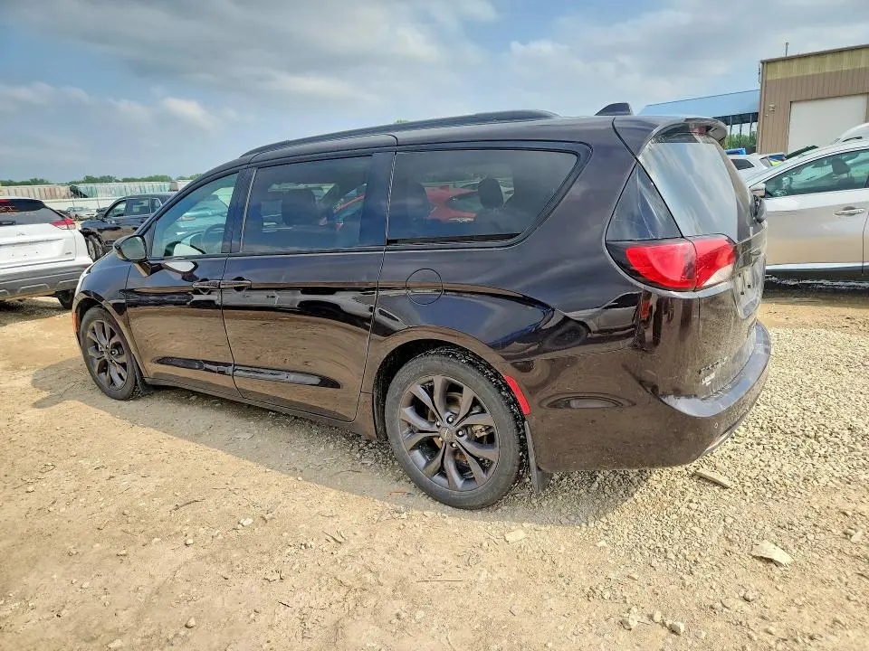 2019 CHRYSLER PACIFICA TOURING PLUS  