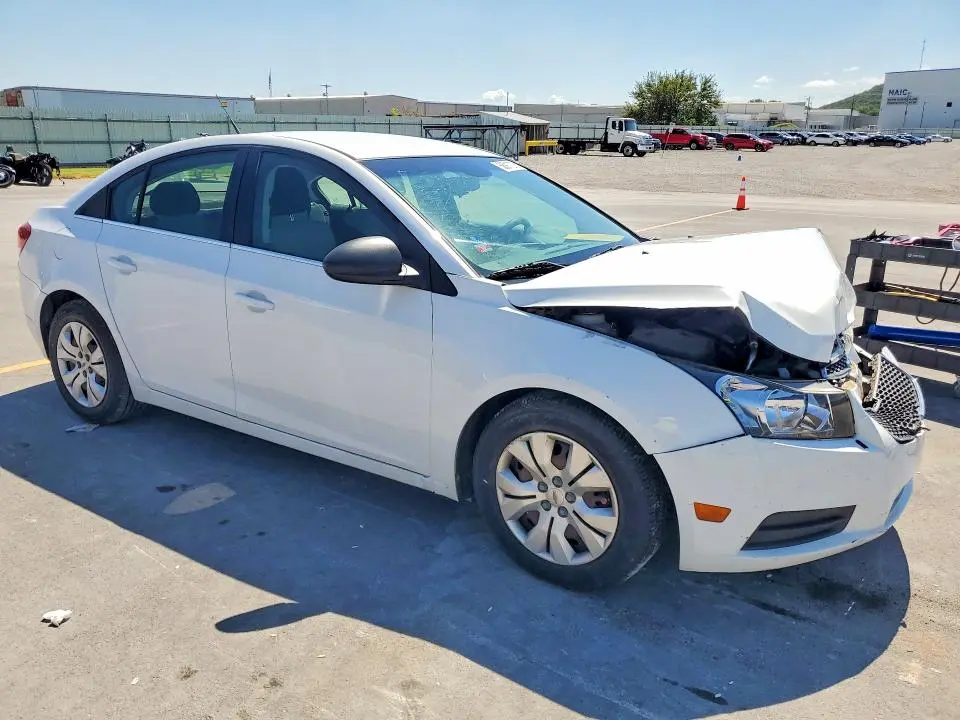 2012 CHEVROLET CRUZE LS  