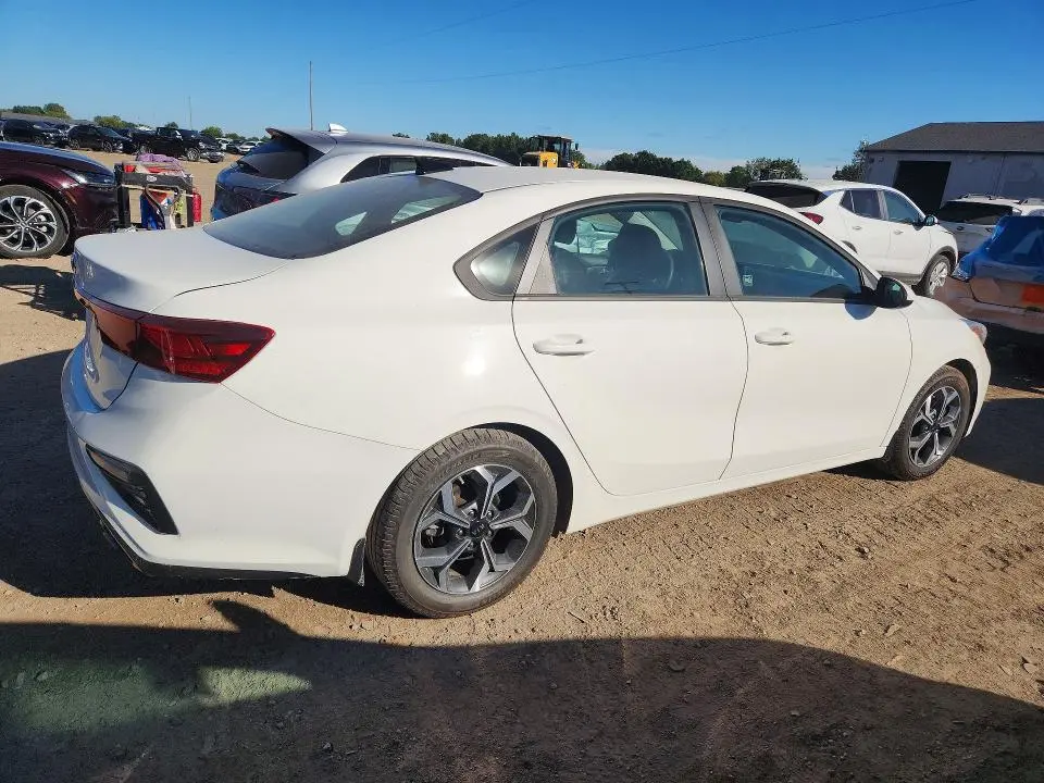 2020 KIA FORTE LXS  