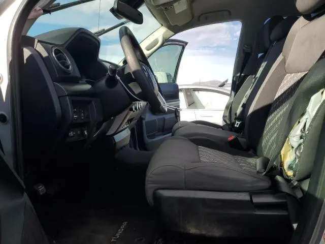 2019 TOYOTA TUNDRA CREWMAX SR5  