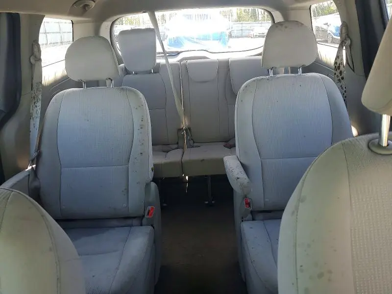 2019 KIA SEDONA L  