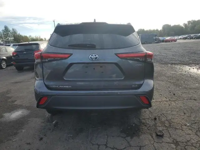 2021 TOYOTA HIGHLANDER HYBRID XLE  