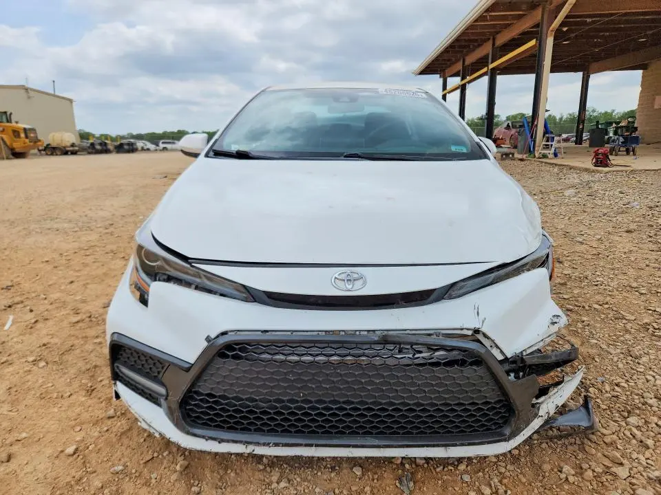 2020 TOYOTA COROLLA SE  