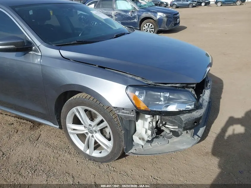 2015 VOLKSWAGEN PASSAT 2.0L TDI SE