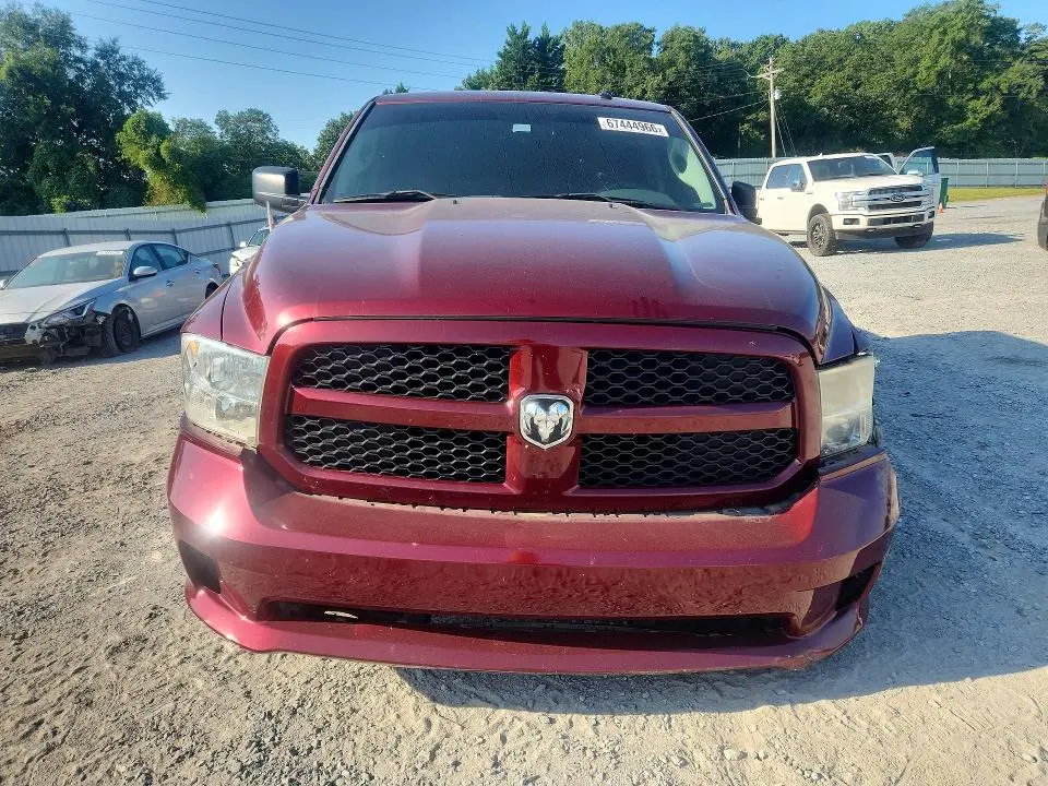 2016 RAM 1500 ST  
