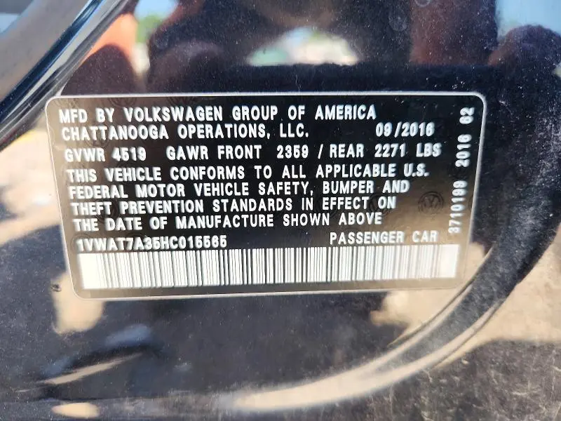 2017 VOLKSWAGEN PASSAT S  