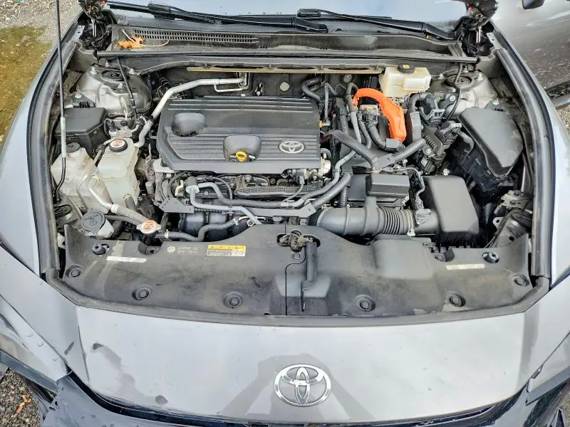 2024 TOYOTA CROWN XLE  