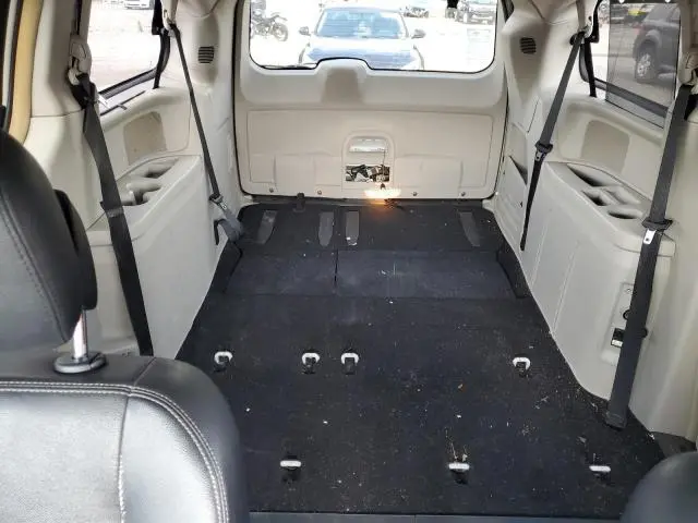 2013 CHRYSLER TOWN & COUNTRY TOURING  