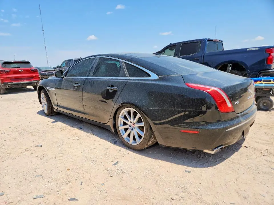 2015 JAGUAR XJ   