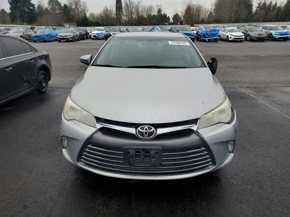 2016 TOYOTA CAMRY LE  
