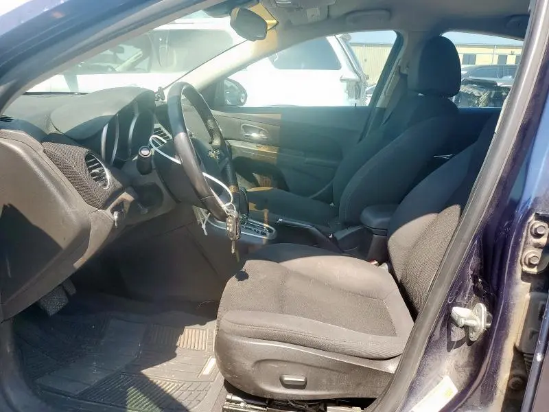 2011 CHEVROLET CRUZE LT  