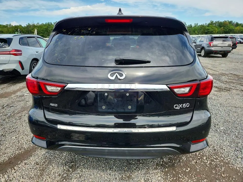 2020 INFINITI QX60 LUXE  