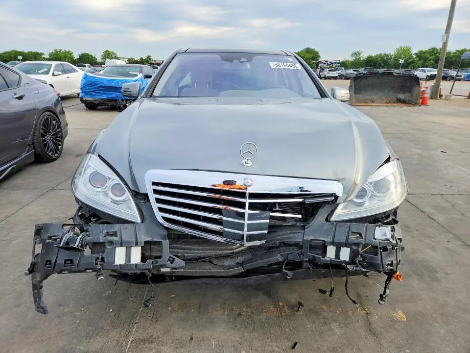 2013 MERCEDES-BENZ S 400  