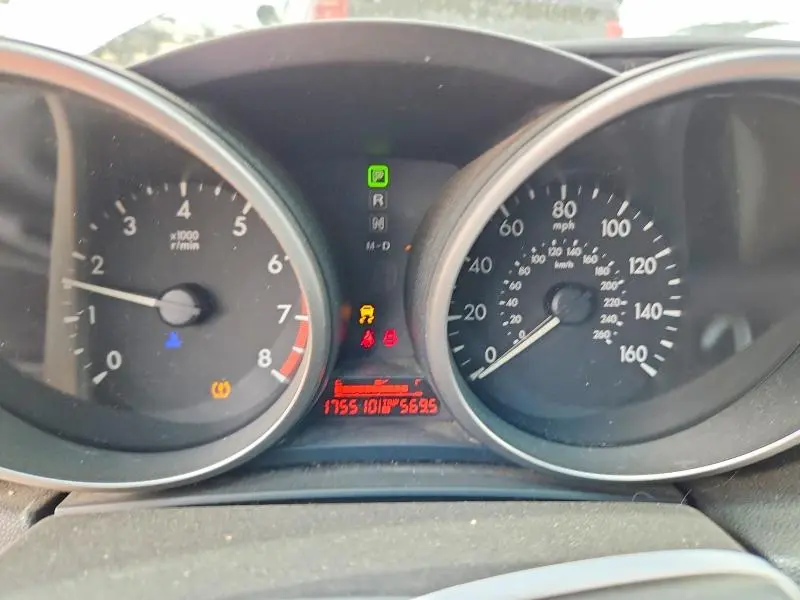 2011 MAZDA 3 I  