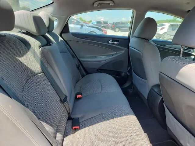 2011 HYUNDAI SONATA GLS  