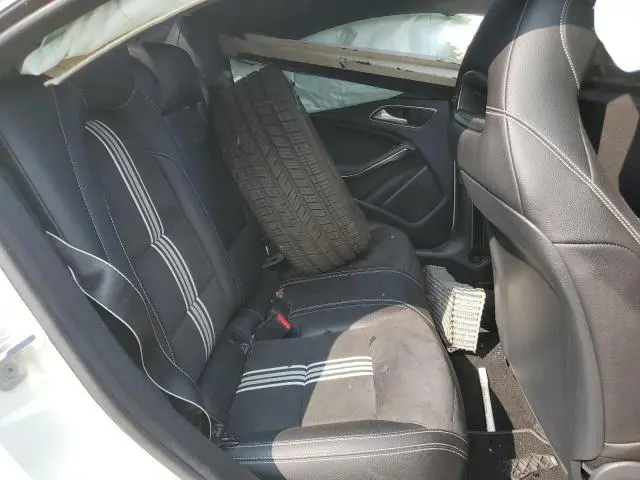 2018 MERCEDES-BENZ CLA 250 4MATIC  