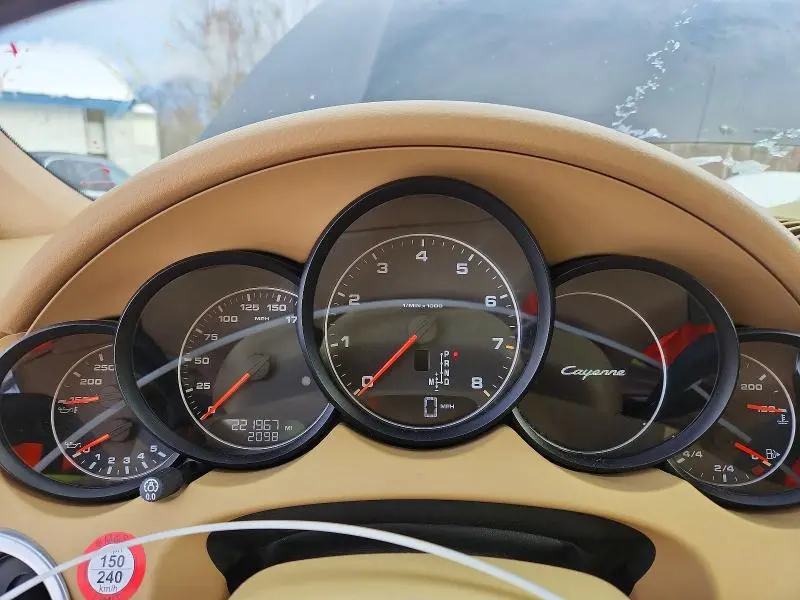 2012 PORSCHE CAYENNE   