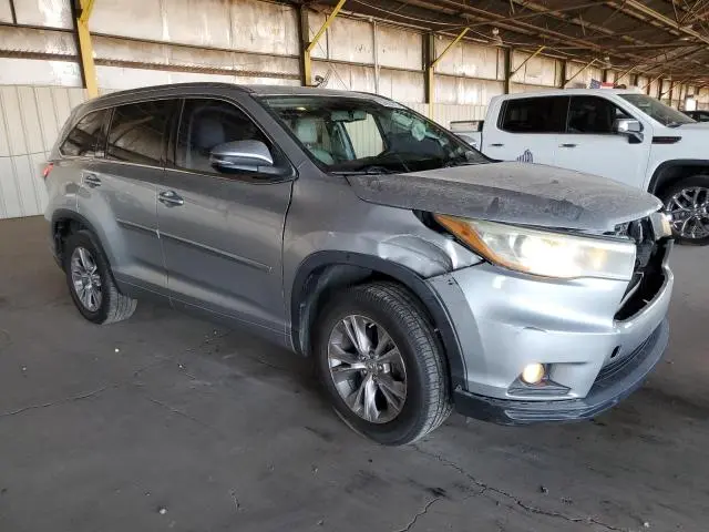 2015 TOYOTA HIGHLANDER XLE  
